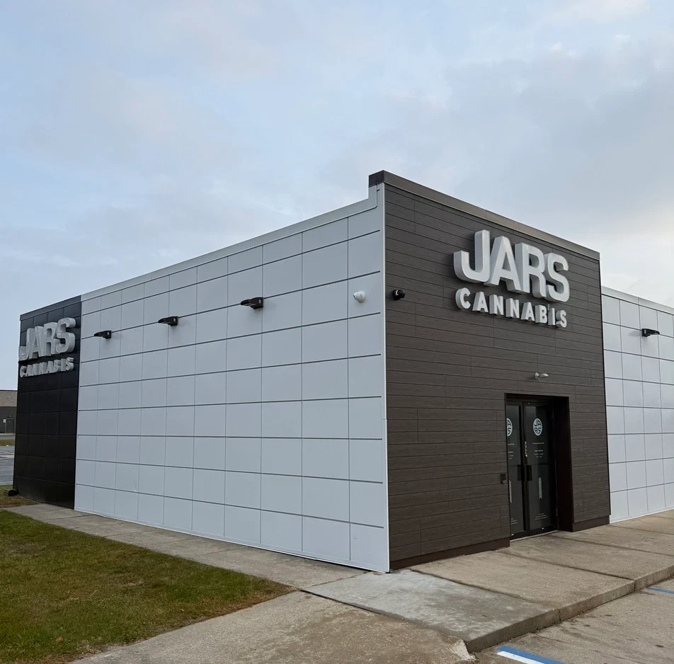 JARS Cannabis Dispensary Milan Store Front JARS Cannabis Dispensary Milan Store Front