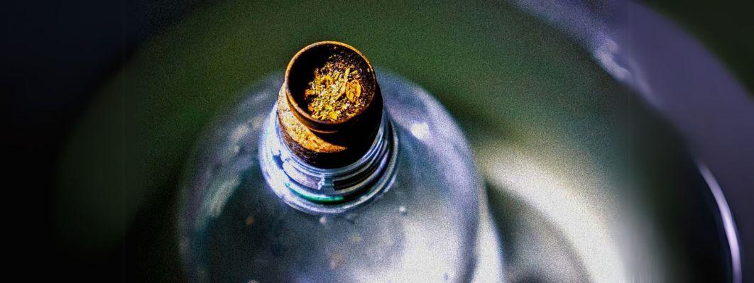 HOW TO MAKE A GRAVITY BONG HOW TO MAKE A GRAVITY BONG
