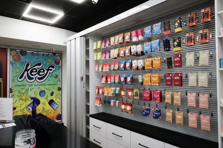 Jars Cannabis - 16th Street 3 Jars Cannabis - 16th Street 3